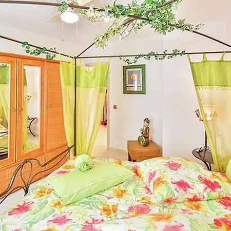 Meerblick-villa, Grosser Pool, Palmengarten, Nur 850m Zu Und Bis 12 Personen Holiday home *